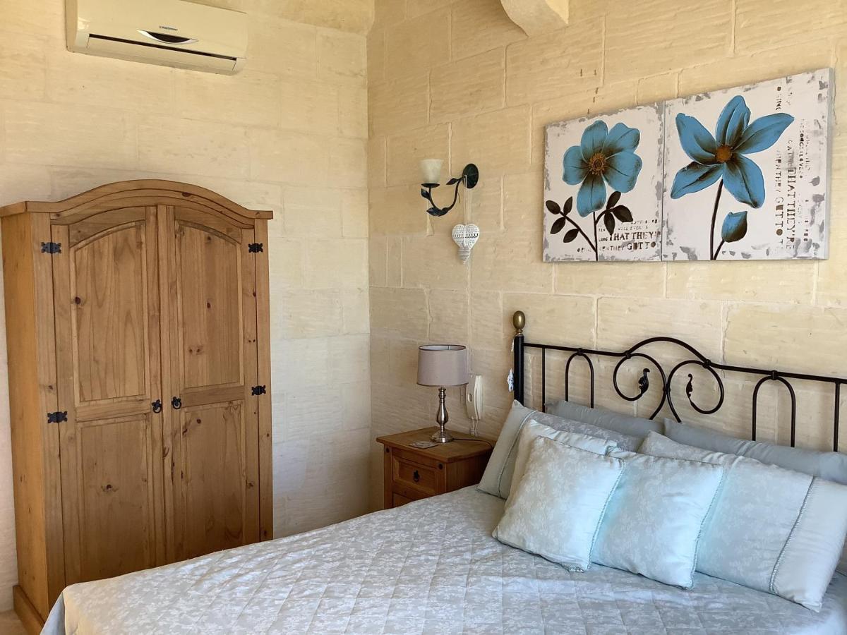 Ellie Boo Bed & Breakfast วิกตอเรีย ภายนอก รูปภาพ
