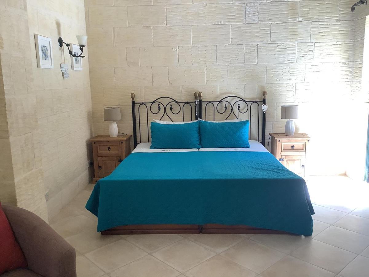 Ellie Boo Bed & Breakfast วิกตอเรีย ภายนอก รูปภาพ